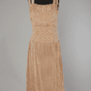 Robe en velours beige rosé brodée de perles transparentes 1920