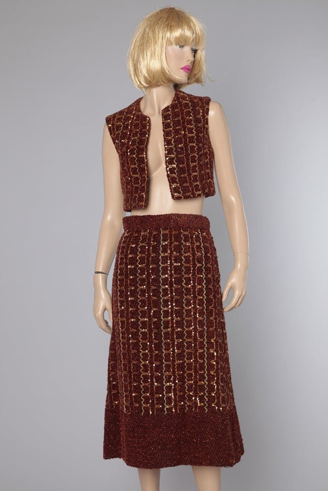 n2143_tailleur_jean_patou_en_chenille_et_paillettes_1970_taille38_pic001