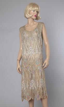 n2217_robe_perlee_sur_dentelle_1925_pic001