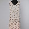 Robe 1925 en mousseline de coton rose brodée de perles argentées et dorées