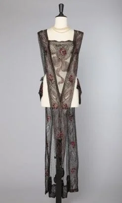 Partie de robe en tulle brodé de perles 1910