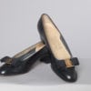 n2457_paire_de_chaussures_en_cuir_noir_ferragamo_pic001