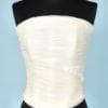 n5497_bustier_satin_recouvert_bousseline_blanche_plissee_fermeture_boutons_dos_taille_36_pic004