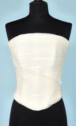 n5497_bustier_satin_recouvert_bousseline_blanche_plissee_fermeture_boutons_dos_taille_36_pic004