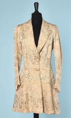 n5500_veste_1930_longue_soie_jacquard_motifs_asiatiques_taille_38_pic004