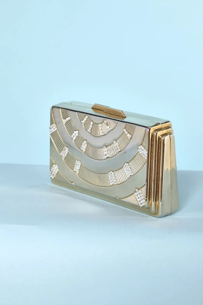 Minaudière en métal doré et strass argent de chez Sak's Fifth Avenue – Image 2