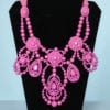 Collier en métal peint en rose Lanvin