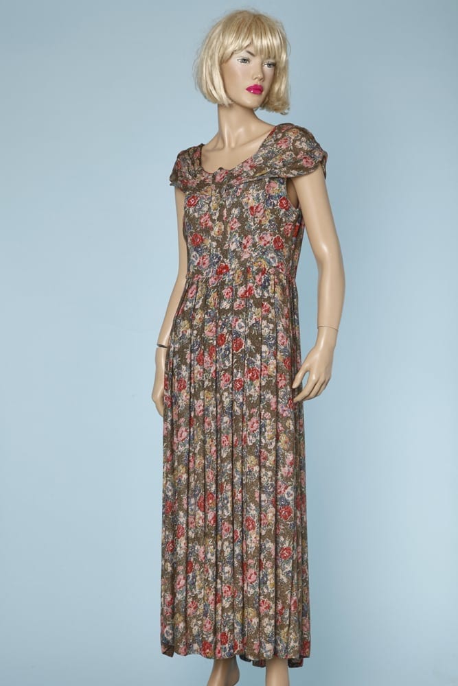 Robe longue 1940 imprimée de fleurs et tissée de fils d'or