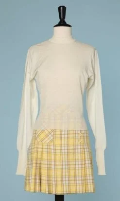 Pull en lainage ivoire 1950 manches longues