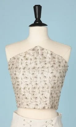Bustier argent brodé de paillettes et perles
