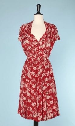 n5824_robe_soie_rouge_blanche_fleurs_1940_plis_volants_taille_38_pic001