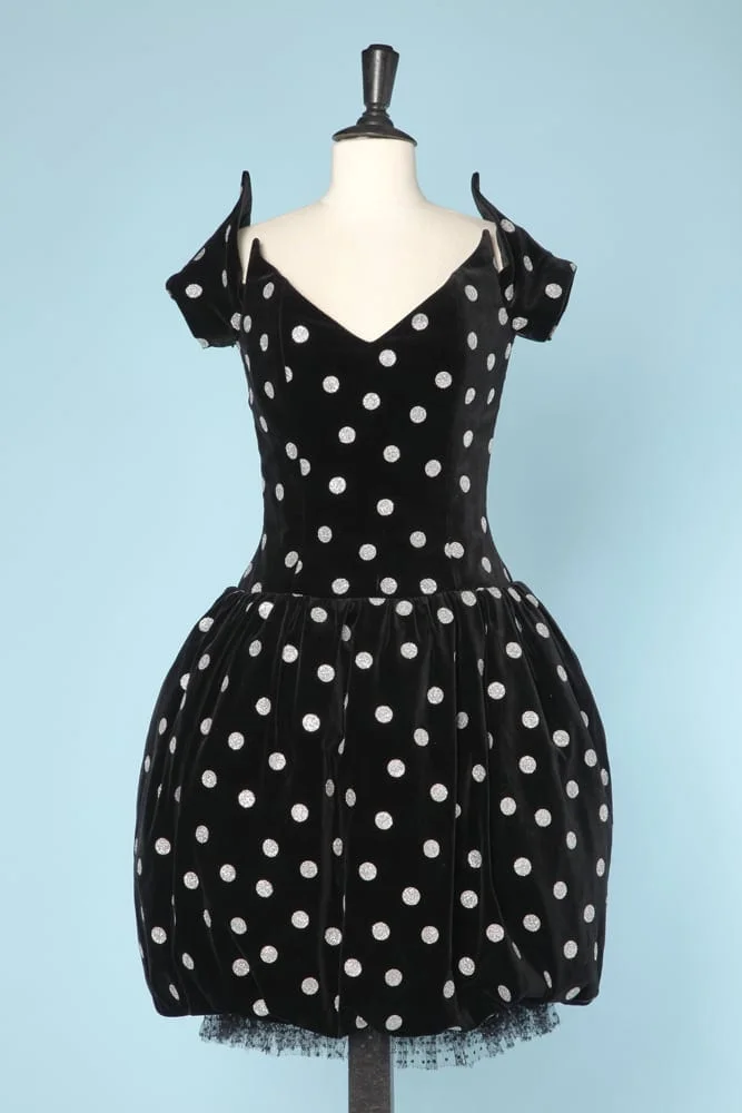 n6028_robe_velours_noir_pois_argent_lanvin_taille_38_pic001