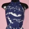 n4836_bustier_coton_bleu_imprime_blanc_emmanchures_americaines_pic003