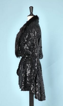 n6092_veste_vintage_entierement_pailletee_noir_col_renard_courte_devant_taille_38_pic001