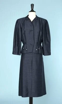 Tailleur en lainage et soie bleu avec strass 1940