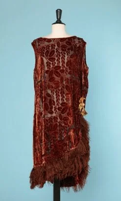 n6402_robe_1925_velours_soie_marron_bande_autruche_fleurs_velours_côte_46_48_pic001