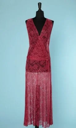 n6413_robe_longue_1930_dentelle_framboise_ecrasee_brodee_38_pic001