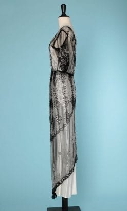 n6429_robe_tulle_noir_1910_brode_perles_verre_noires_transparentes_34_pic001