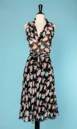 n6462_robe_vintage_mousseline_noire_imprime_danseuses_vertes_roses_bleu_orange_dos_nu_motifs_paillete_relief_taille_36_38_pic001