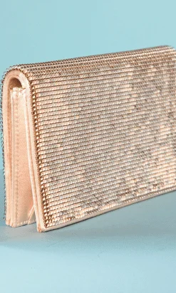 Pochette du soir en satin de soie et micro billes Chanel