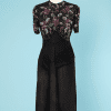 n6590_robe_1940_crepe_noir_haut_paillete_motifs_fleurs_verts_vilets_or_taille_34_36_pic001