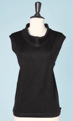 Pull noir sans manches col boule boutonné