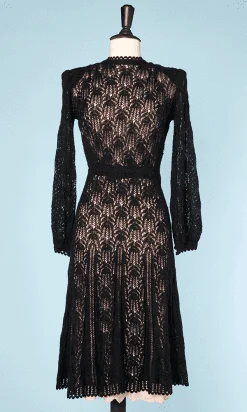 Robe tricoté main en laine noire 1940