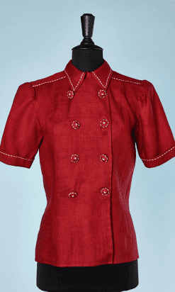 Chemisier en lin rouge surpiqué blanc 1940
