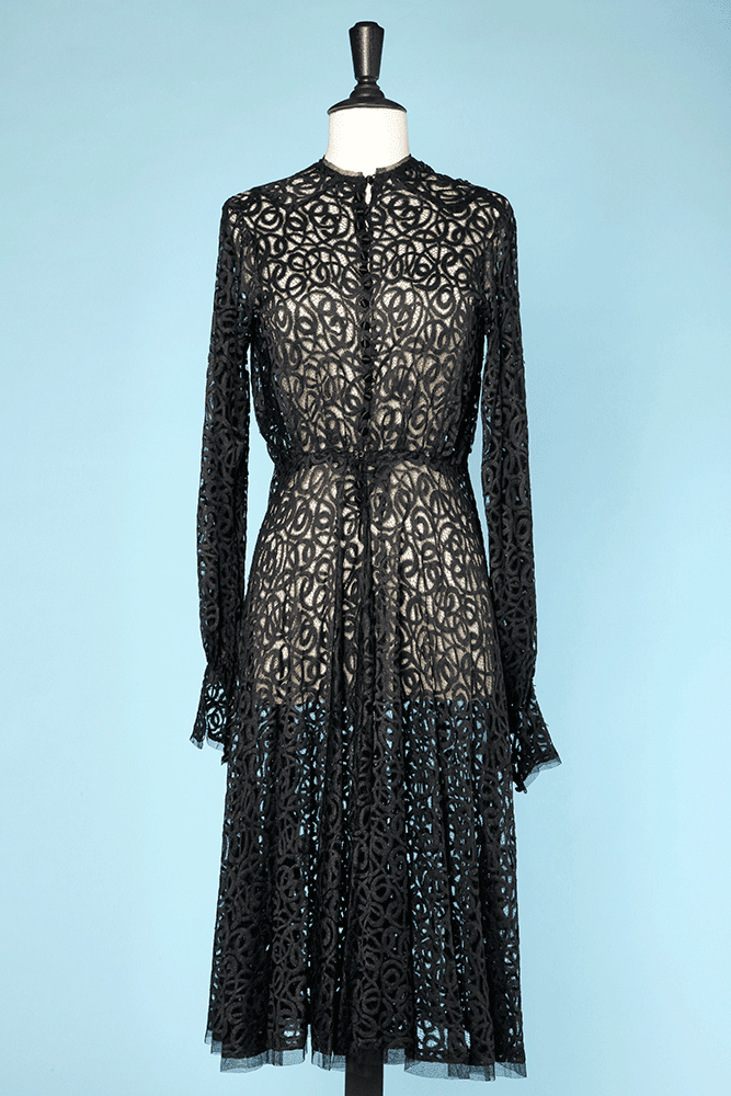 Robe 1940 en tulle de soie noir brodé