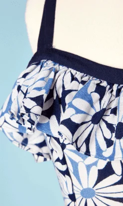 Alternative view of Robe longue en lin bleu marine imprimé de marguerites