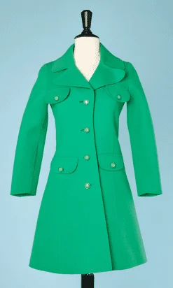 Tailleur manteau et jupe 1960 en lainage vert avec surpiqûres