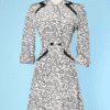Robe manteau 1950 en reps blanc imprimé noir et gris