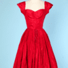 Robe 1950 en faille rouge plissée taille serrée et manches courtes