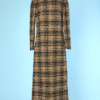 Robe longue en lainage tissé et clous dorés Pauline Trigère