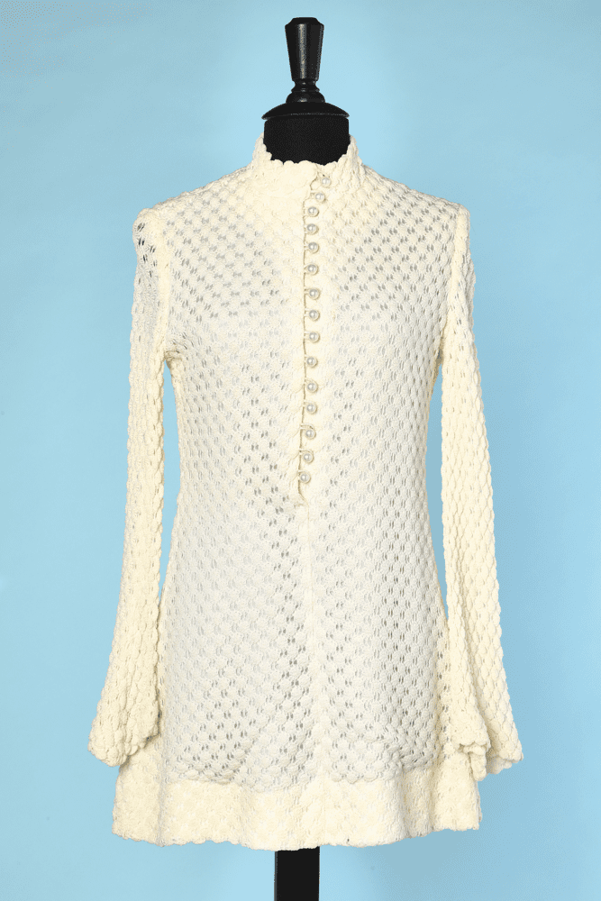 Mini robe 1970 en laine tricoté blanche