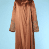 Manteau 1920 - 1930 en satin de soie brodé