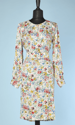 Robe 1980 en soie écrue imprimée de fleurs attribuée à Yves Saint Laurent