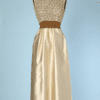Robe 1960 en mousseline perlée et satin Pierre Balmain