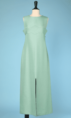 Robe longue 1970 en lainage vert Pierre Cardin