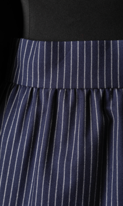 nA5229-Tailleur-1980-en-lainage-marine-à-rayures-grises-Lanvin-t36-38-01