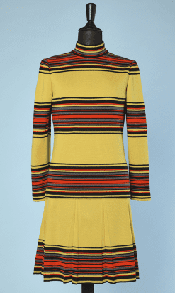 Tailleur jupe et pull 1970 en jersey de laine à rayures