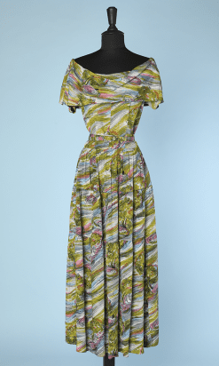 Robe de cocktail 1950 en soie imprimée verte turquoise rose