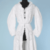 Manteau d'été 1880 en lin blanc brodé