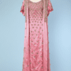 Robe longue 1960 en satin de soie rose perlée et strassé argent