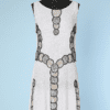 Robe 1925 en voile de coton perlé blanc, or et noir