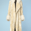 Manteau long 1930 en velours de soie ivoire et fourrure