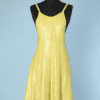 Robe 1965 entièrement brodée de paillettes jaunes