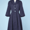 Manteau 1940 en reps brillant bleu et boutons en strass