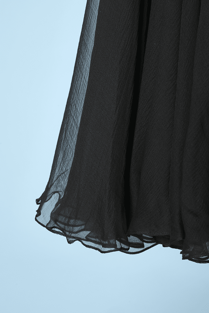 Robe longue 1960 en mousseline noire plissée Ben Reig – Image 3