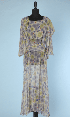 Robe 1930 en ivoire imprimée de fleurs mauves et anis